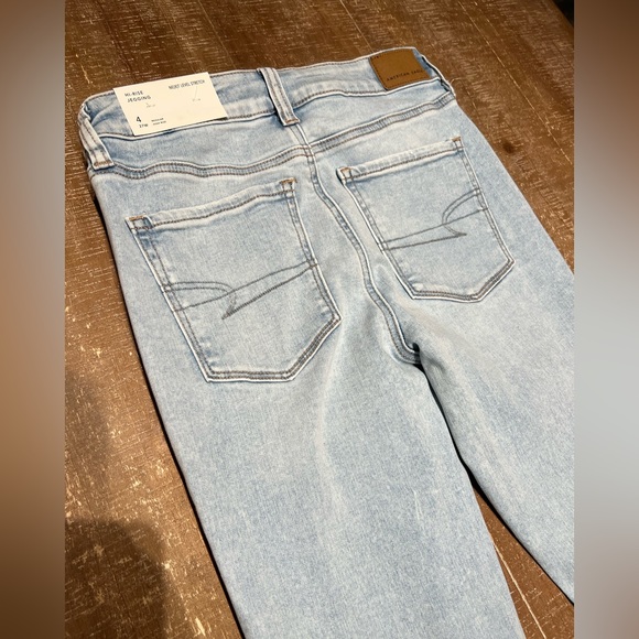 American Eagle - Picture 10 of 12